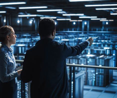 Clearly define your data center network intent. Solutions like Juniper Apstra empower automation of design and operations to ensure your network stays aligned with your goals.